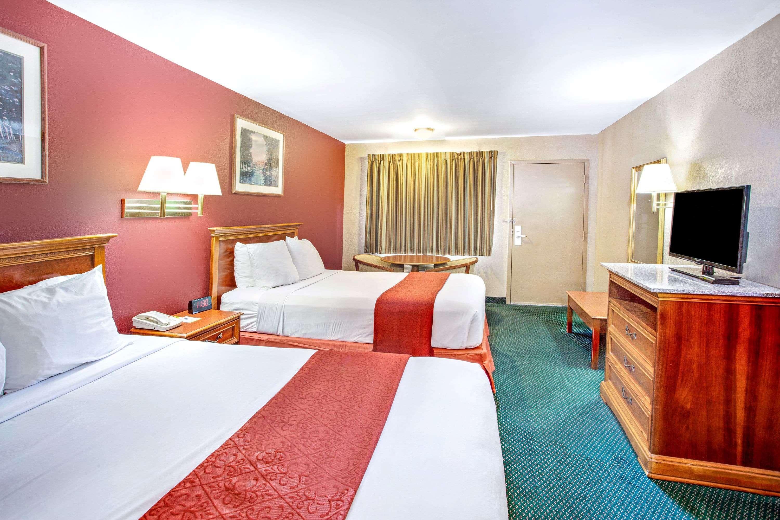 Days Inn By Wyndham Kennesaw Exterior foto